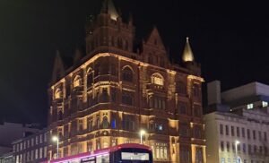 Belfast City - Day Trip